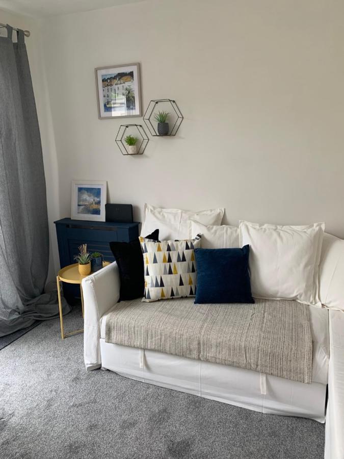 דירות צ'לטנהם The Hideaway, Calm, Cozy, Dog Friendly Retreat מראה חיצוני תמונה
