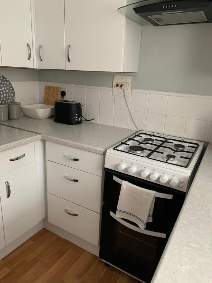 דירות צ'לטנהם The Hideaway, Calm, Cozy, Dog Friendly Retreat מראה חיצוני תמונה